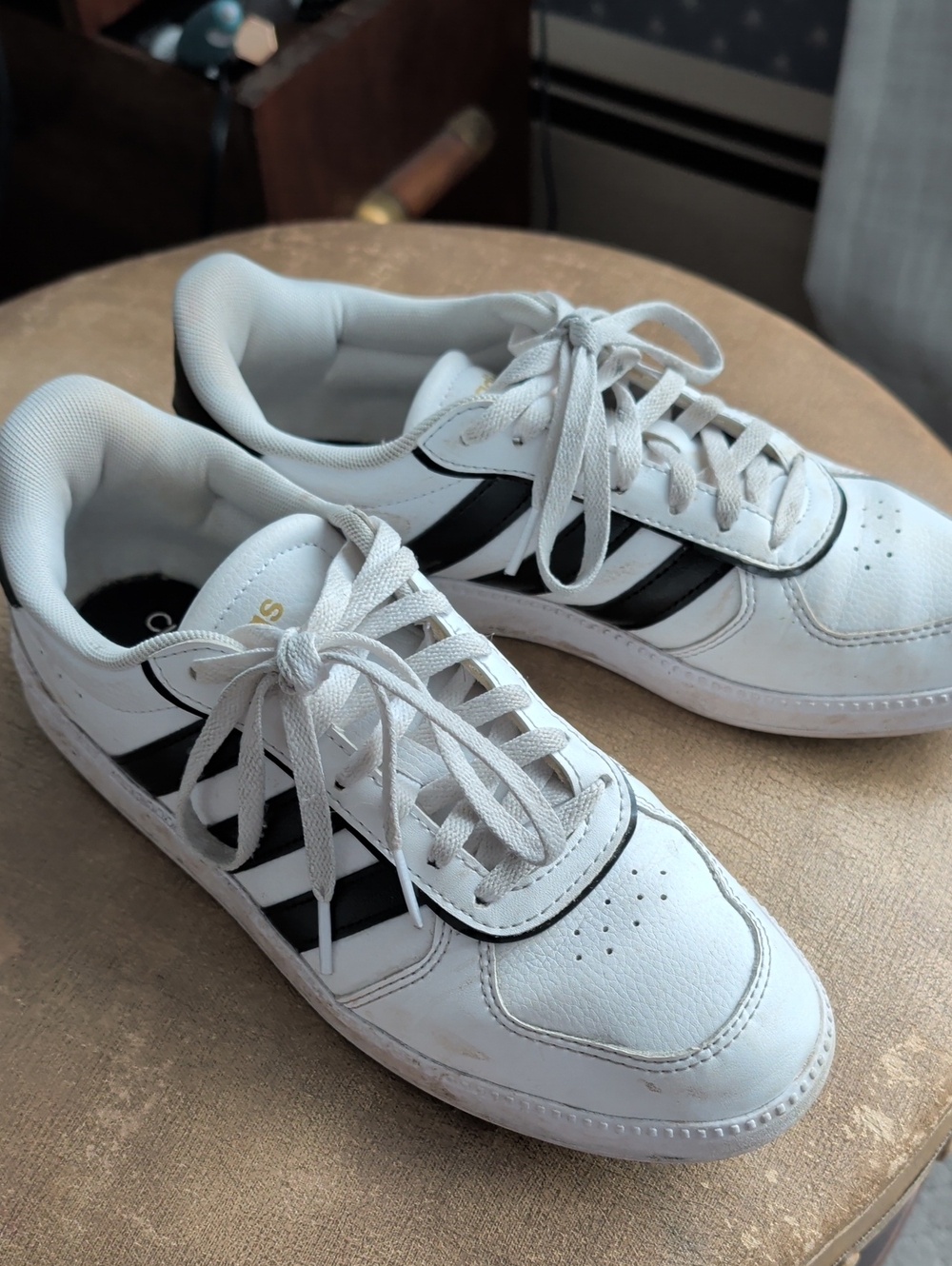 Adidas 7.5